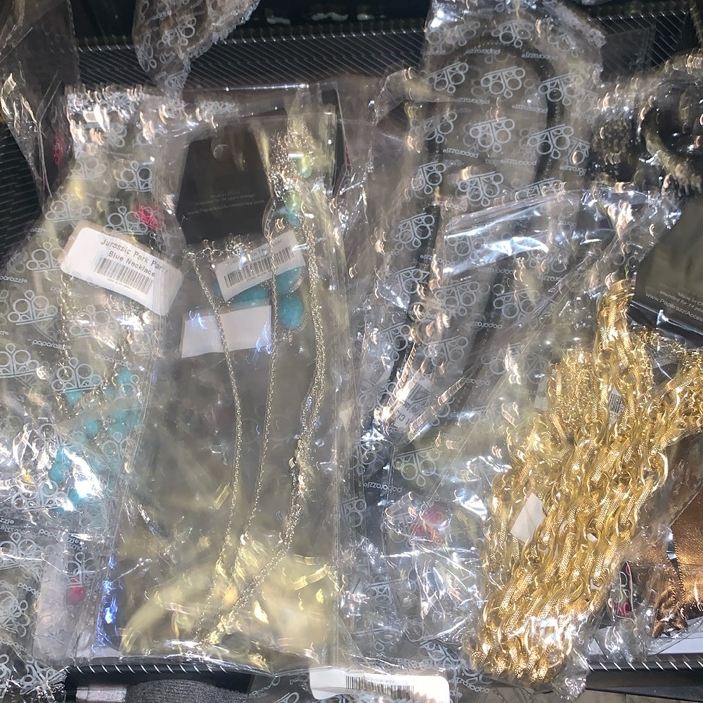 Paparazzi assorted jewelry 22 pcs.